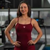 Macaquinho Vermelho KongFit Feminino – Conforto, Performance e Estilo!